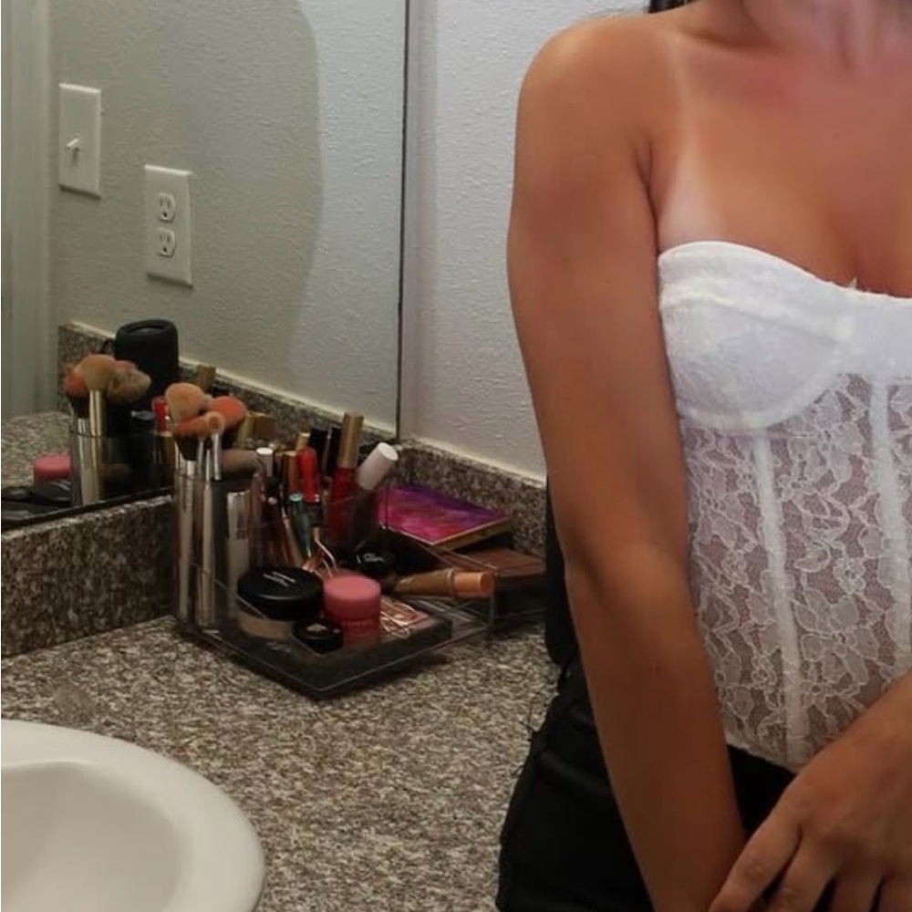 Edikted White Sleeveless Bustier Bodysuit